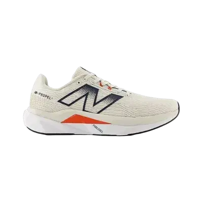 New Balance FuelCell Propel v5
