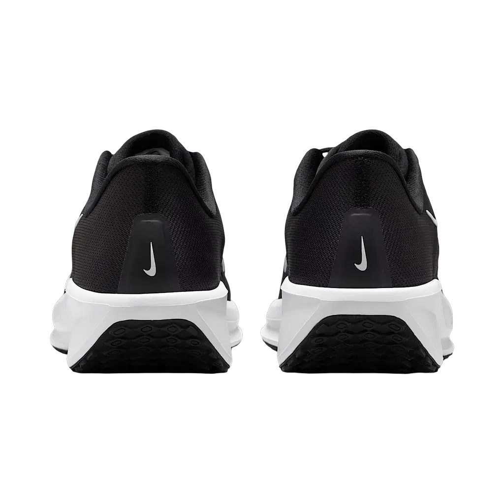 Nike Quest 6
